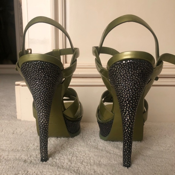 Sexy YSL tribute heels - Picture 4 of 10